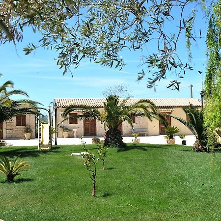 Oasi Di Cava Ispica Villa Pietre Nere San Zagaria Buitenkant foto